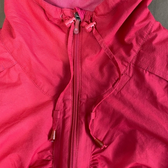 Lululemon Lightweight Running Zip Jacket Size 6 - Picture 4 of 12